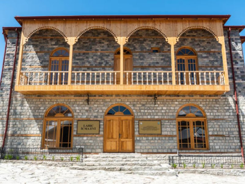 Lahıc Səyahəti, Qədim Sənətkarlıq, Misgərlik və Dağ Kəndi