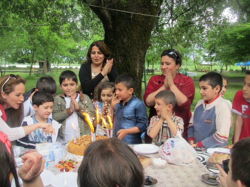 Qəbələ: lavanda tarlaları və dağlar